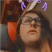 I give lessons aimed at beginner to intermediate 3D artists looking to improve their skills in hard surface modelling.